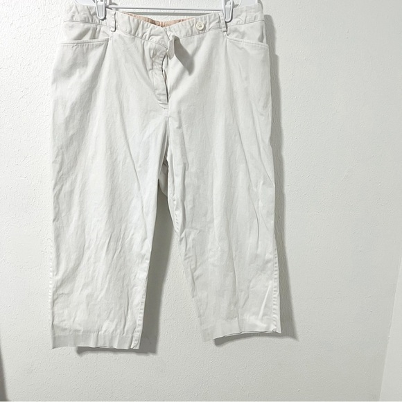 Counterparts Woman’s Plus Size 18W White Capri Pants Pockets Lightweight Casual - Picture 1 of 4